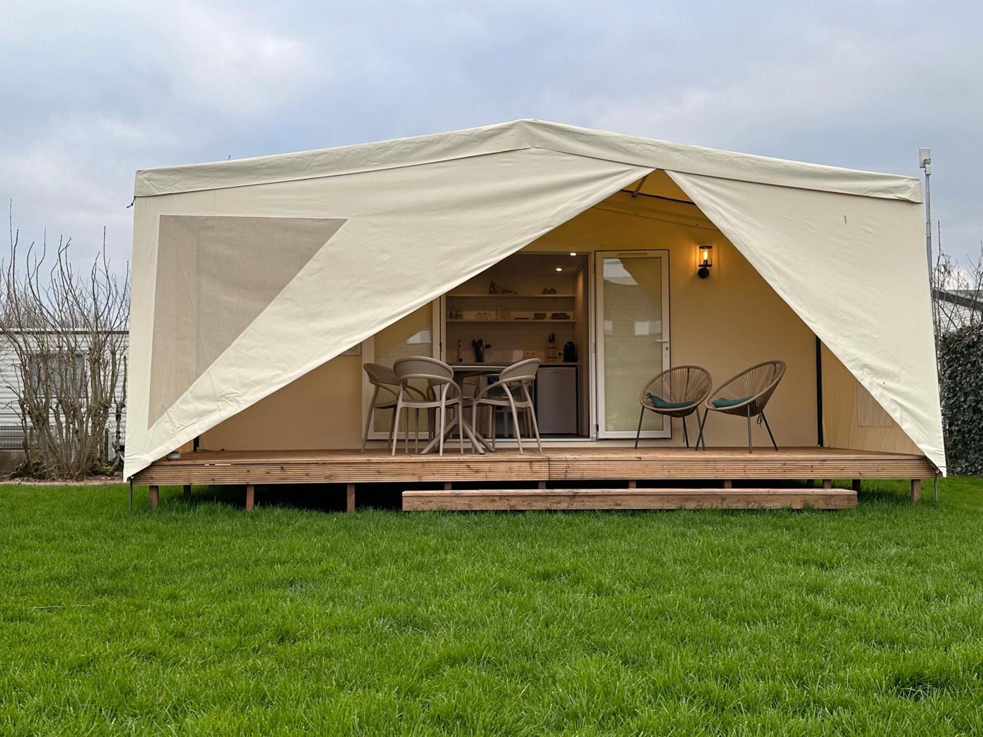 Warmond Glamping De Hof Van Eeden מראה חיצוני תמונה